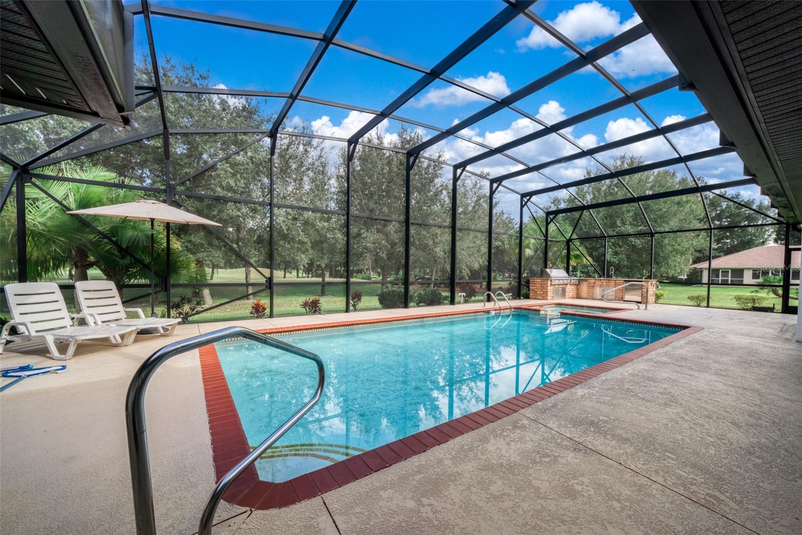 SUN N LAKE - Residential