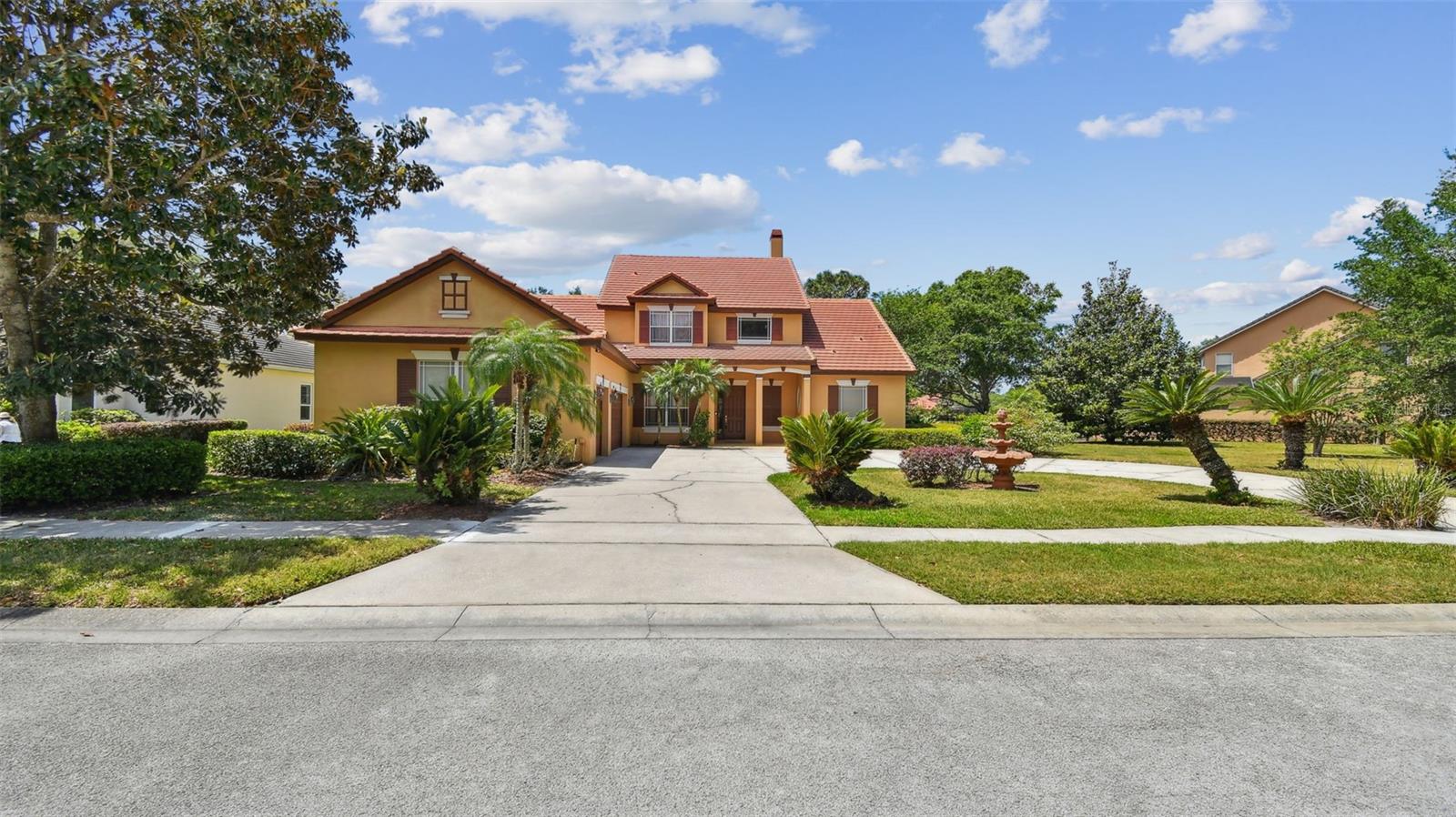 2024 CAPRI LANE