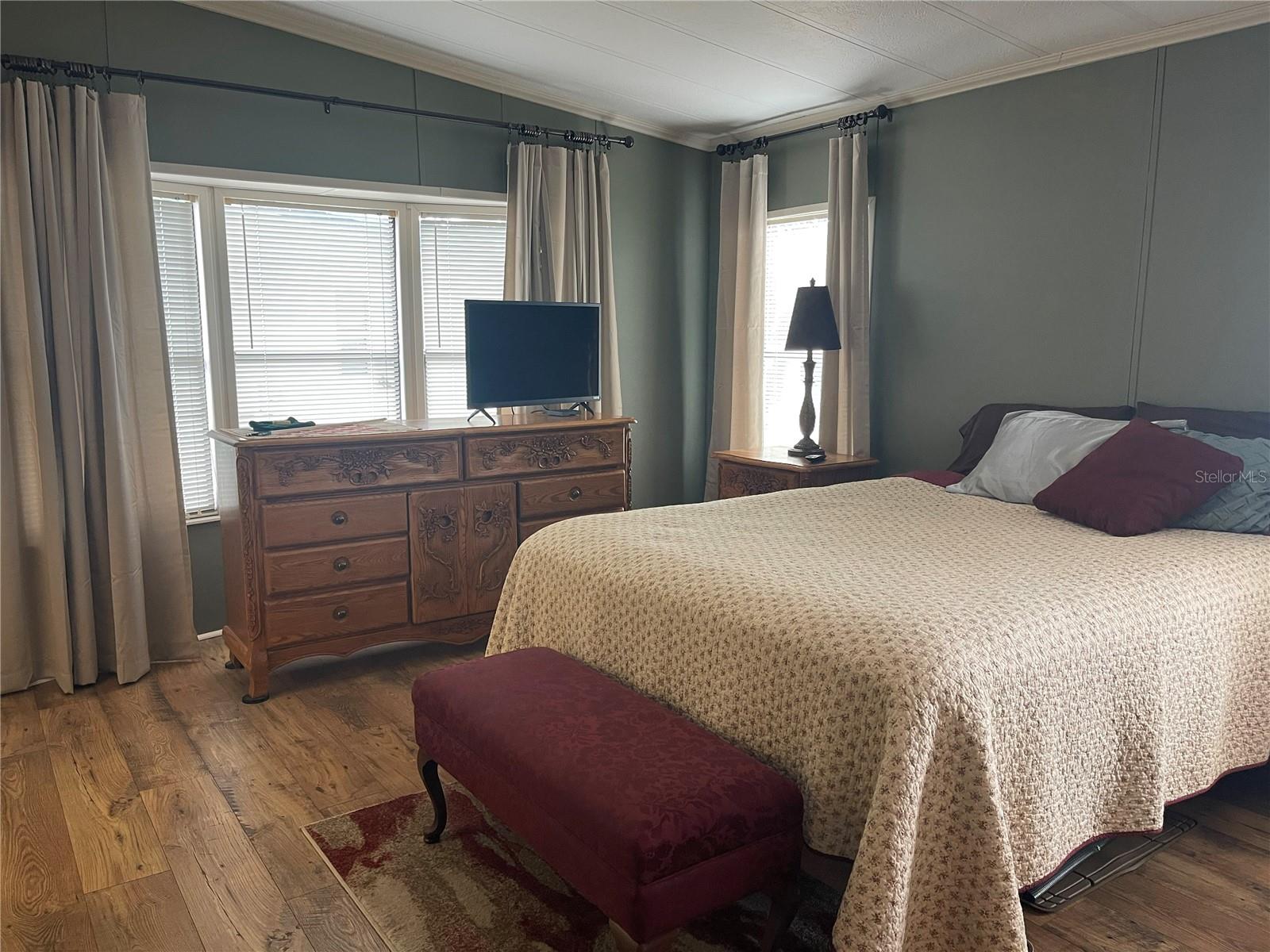 CONTINENTAL COUNTRY CLUB - Residential