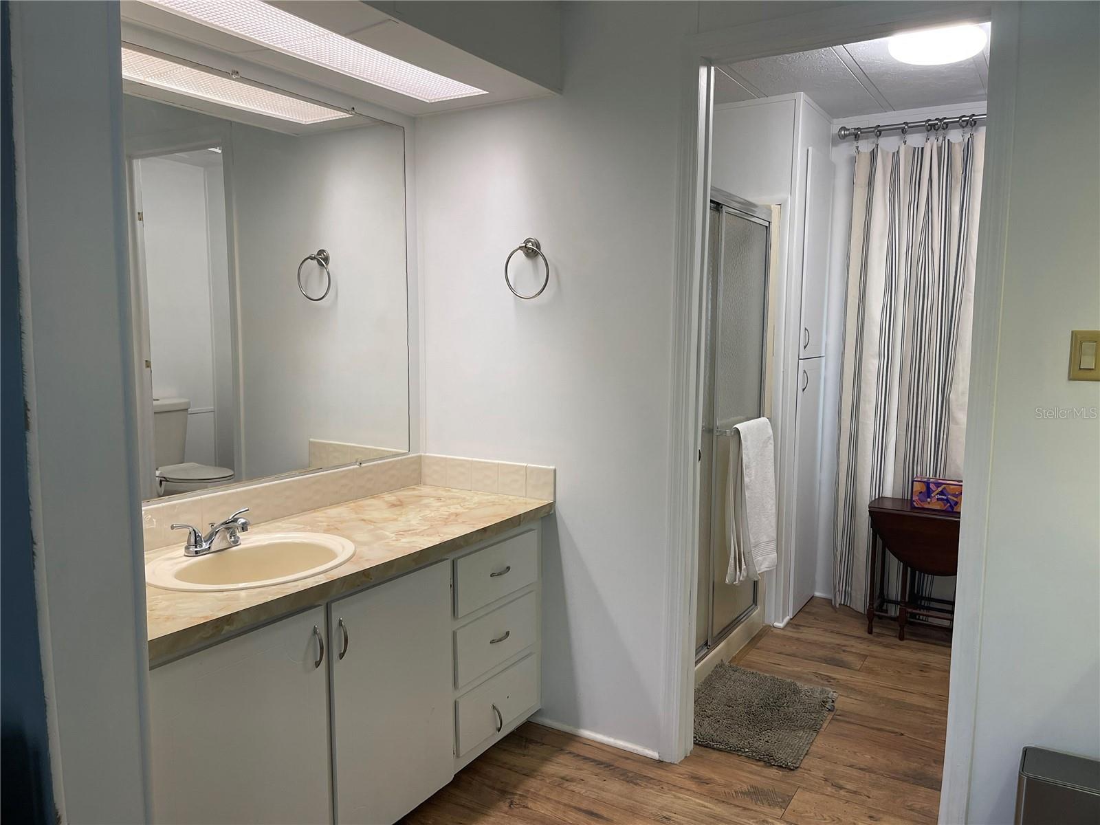 CONTINENTAL COUNTRY CLUB - Residential