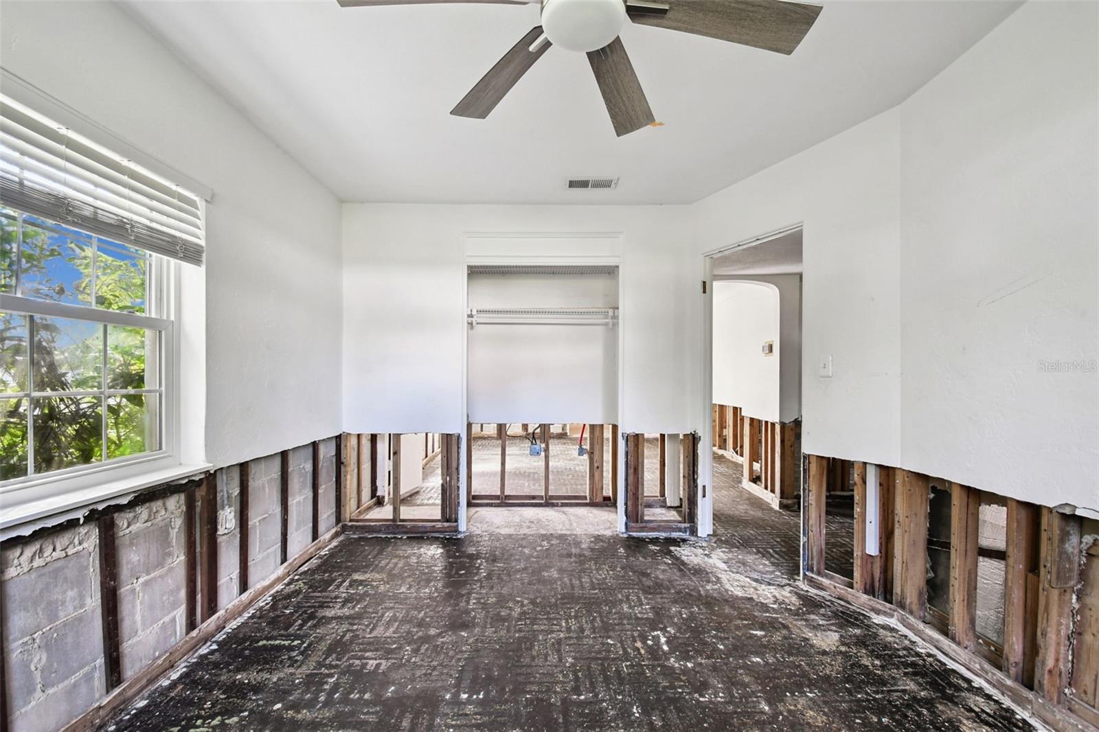 SNELL ISLE - Residential