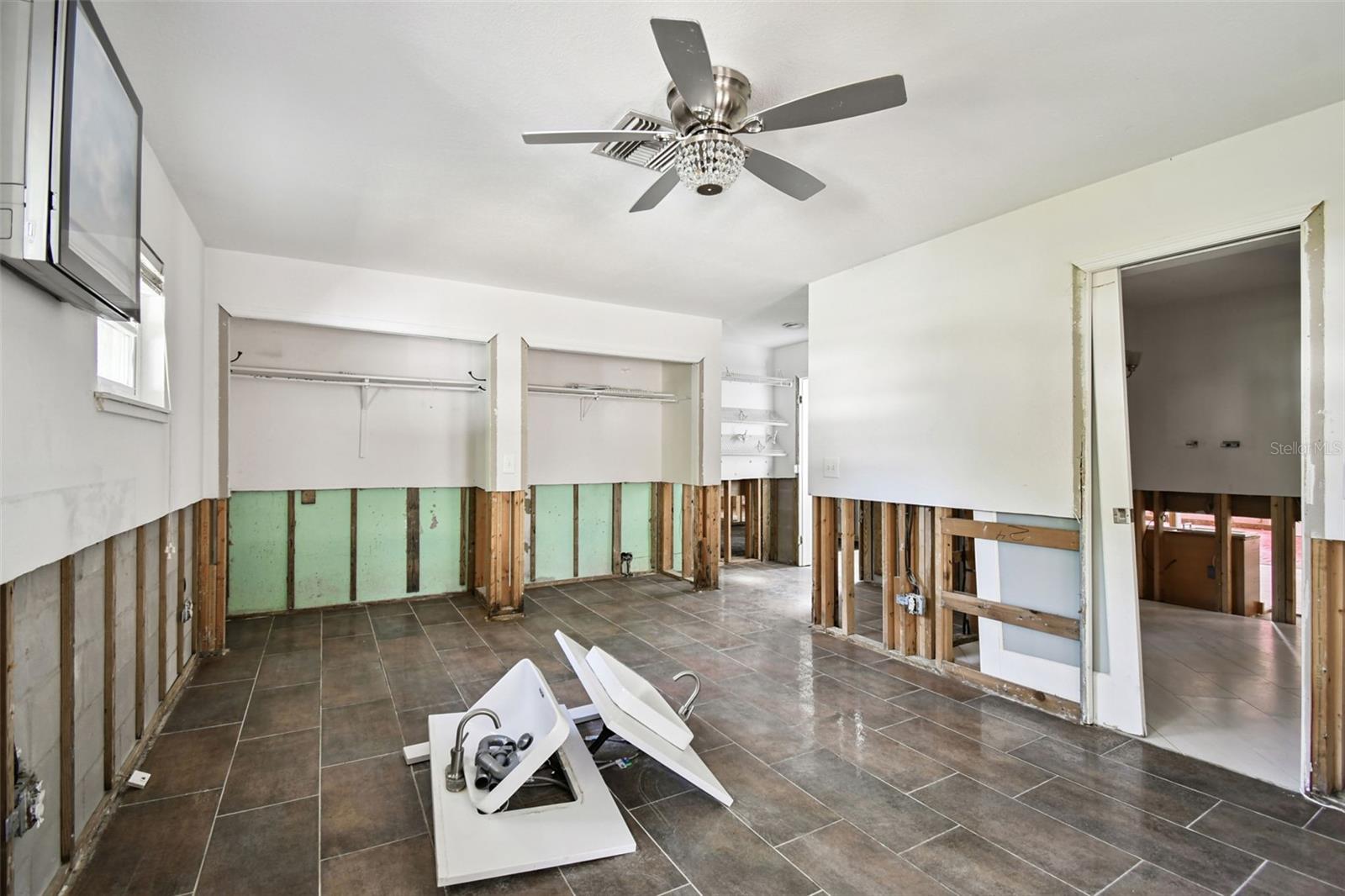 SNELL ISLE - Residential