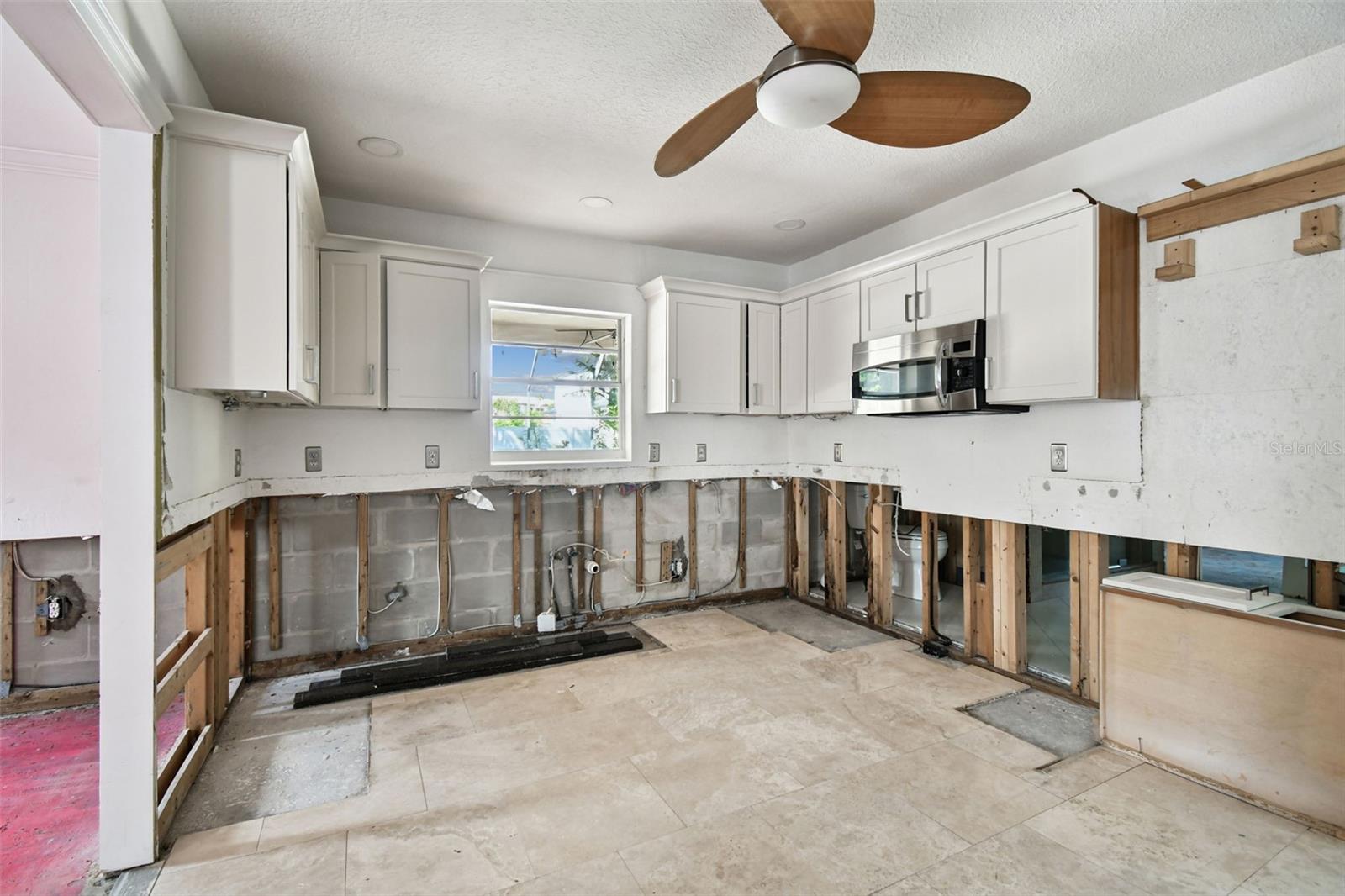 SNELL ISLE - Residential