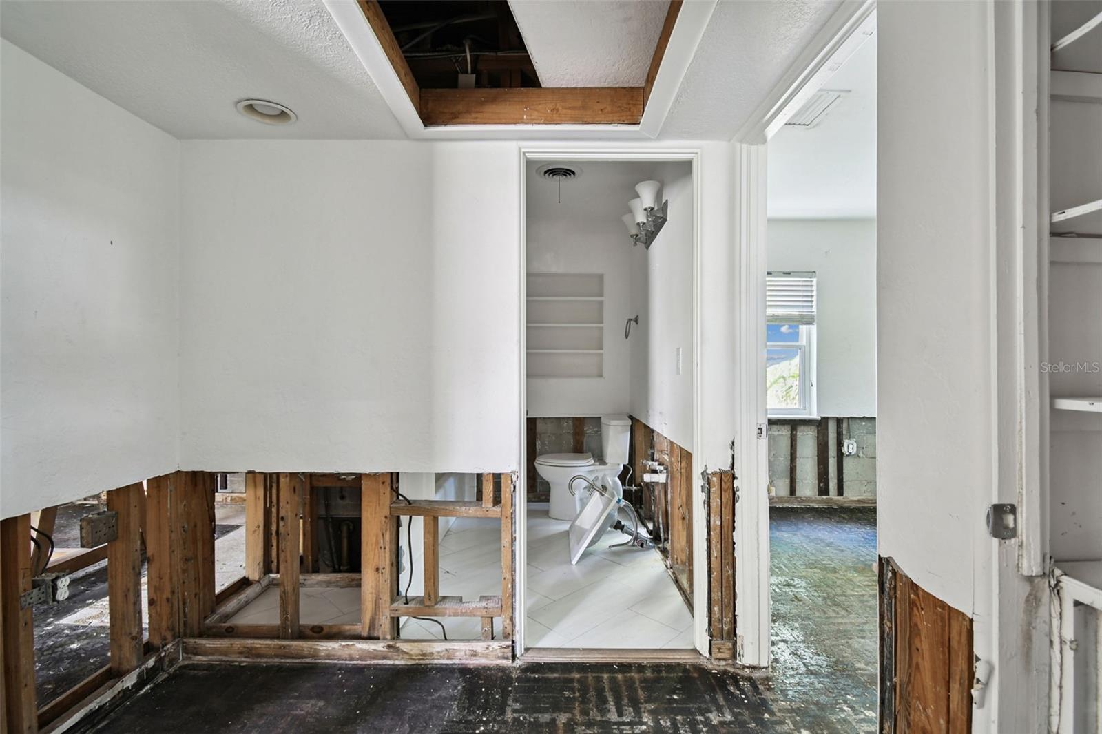 SNELL ISLE - Residential