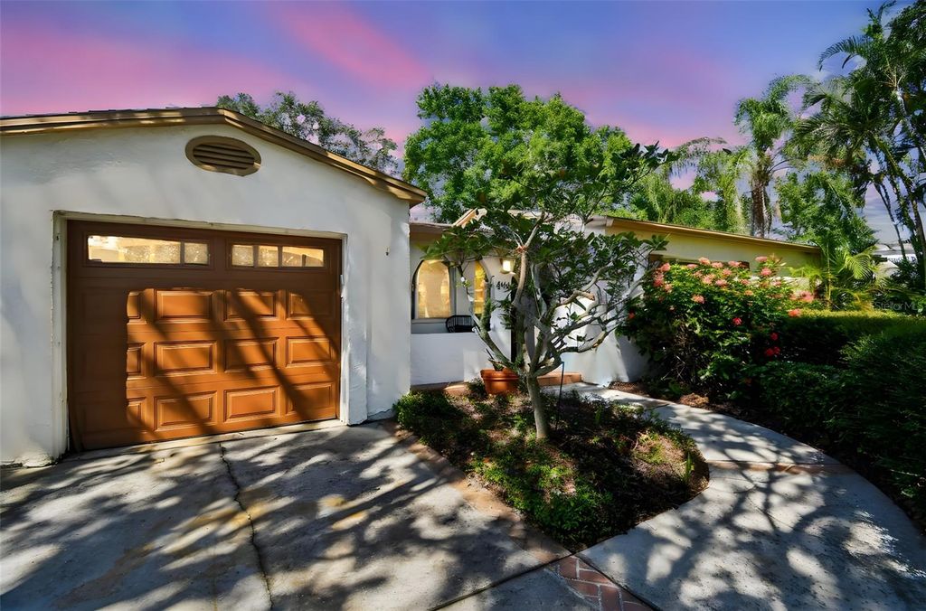 Photo of 456 Rafael Boulevard NE, St Petersburg, FL 33704 (MLS # TB8433483)