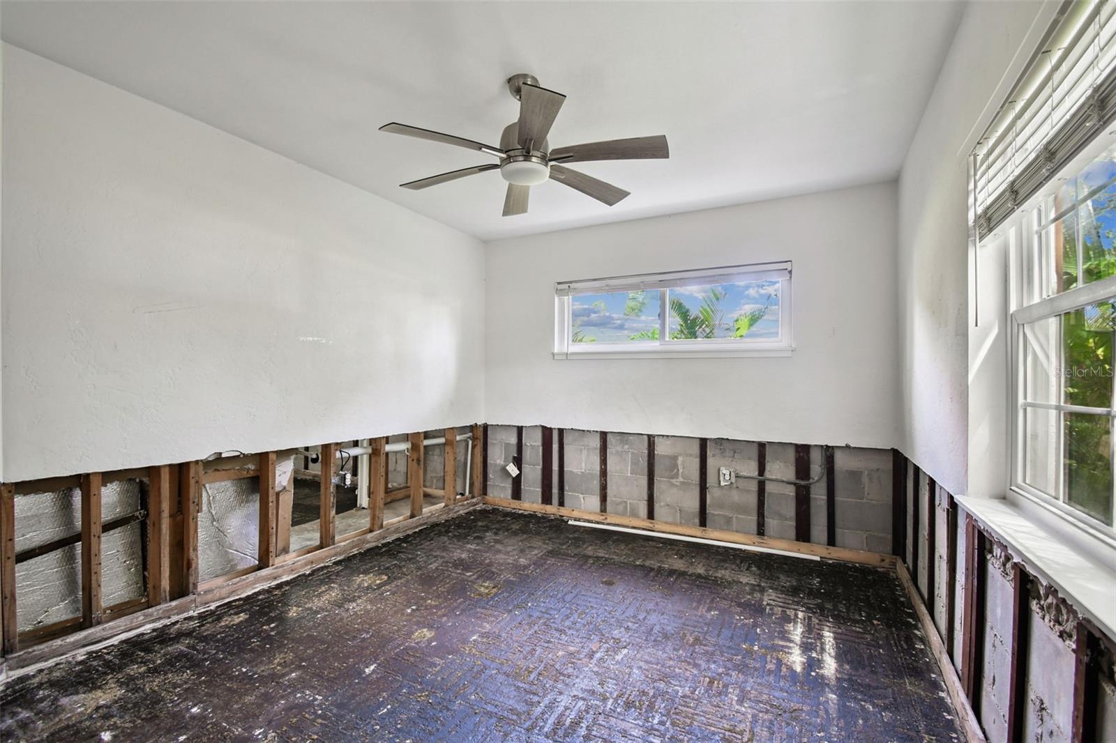 SNELL ISLE - Residential
