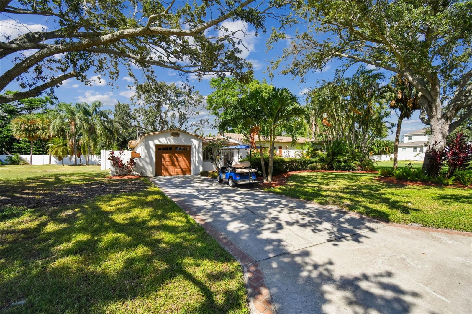 SNELL ISLE - Residential