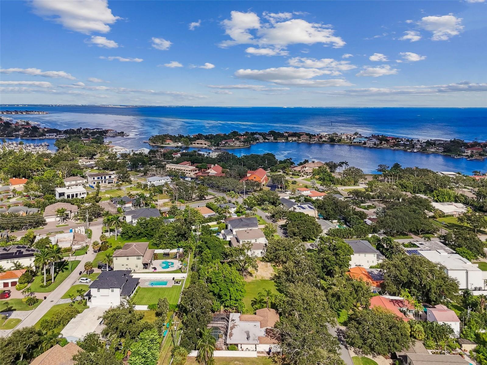 SNELL ISLE - Residential