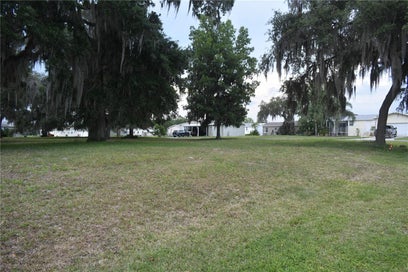 LOT 13 BLK D LEXINGTON CIRCLE WILDWOOD FL 34785