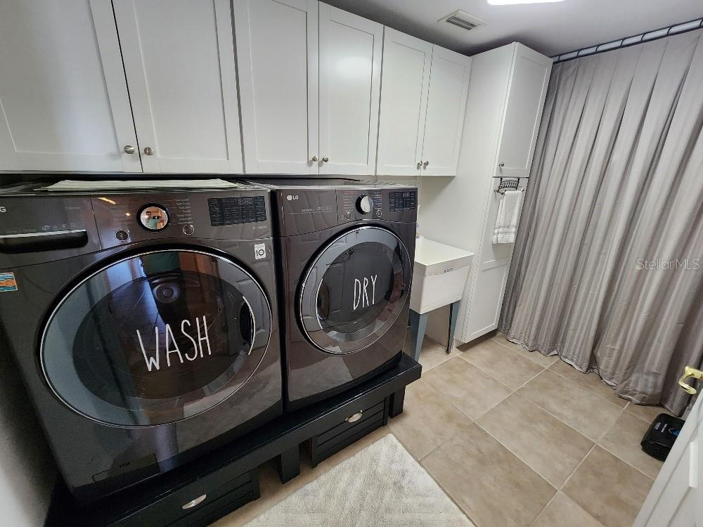 OCEAN WALK CONDO AT NSB - Residential Lease