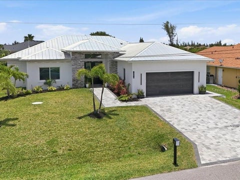 Photo of 15610 Staunton Circle, Port Charlotte, FL 33981 (MLS # A4695705)