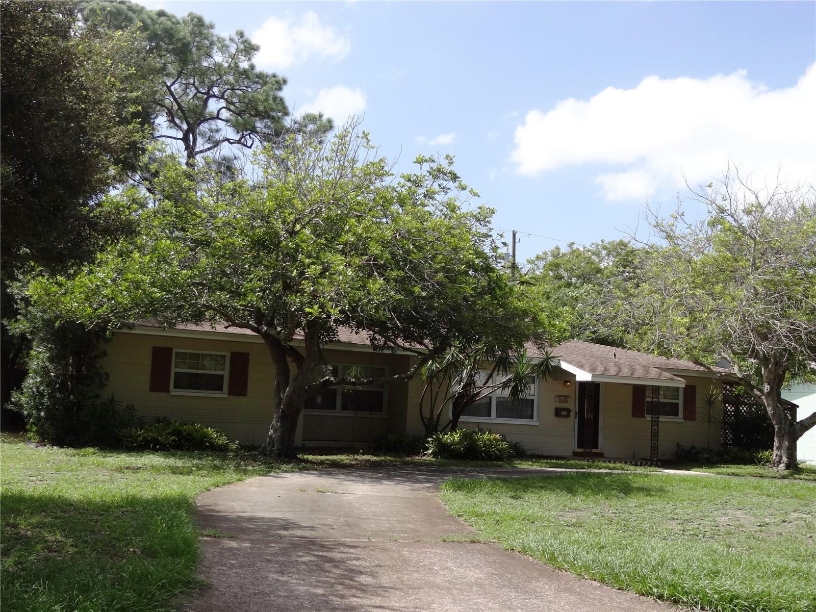 LAKE PASADENA DEV - Residential Lease