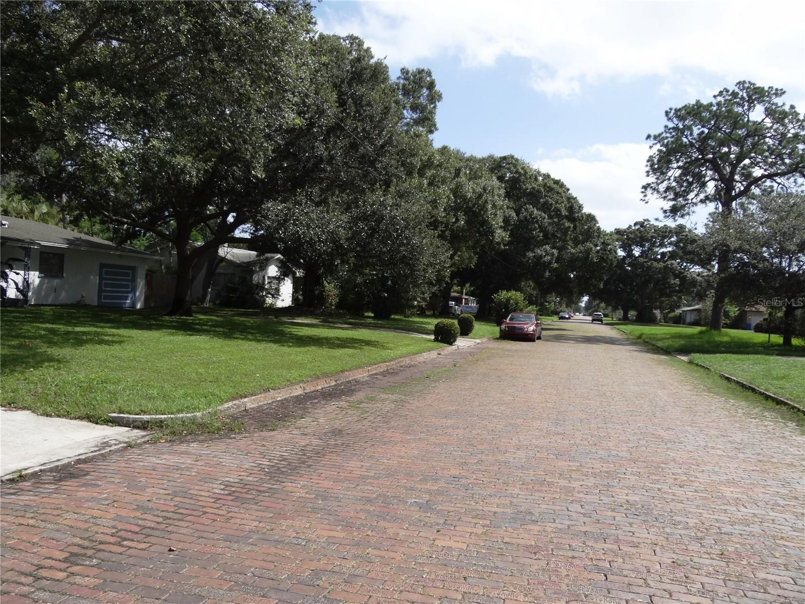 LAKE PASADENA DEV - Residential Lease