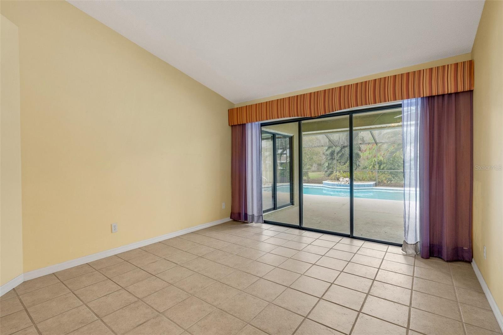 3845 GARNET DRIVE