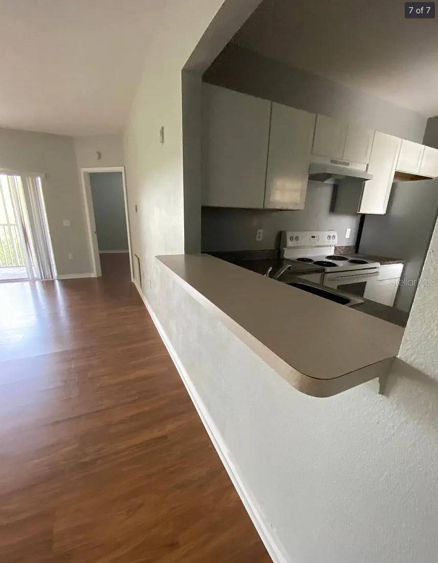 VILLAGES OF BLOOMINGDALE CONDO - Residential