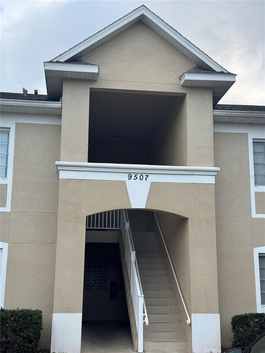 VILLAGES OF BLOOMINGDALE CONDO - Residential