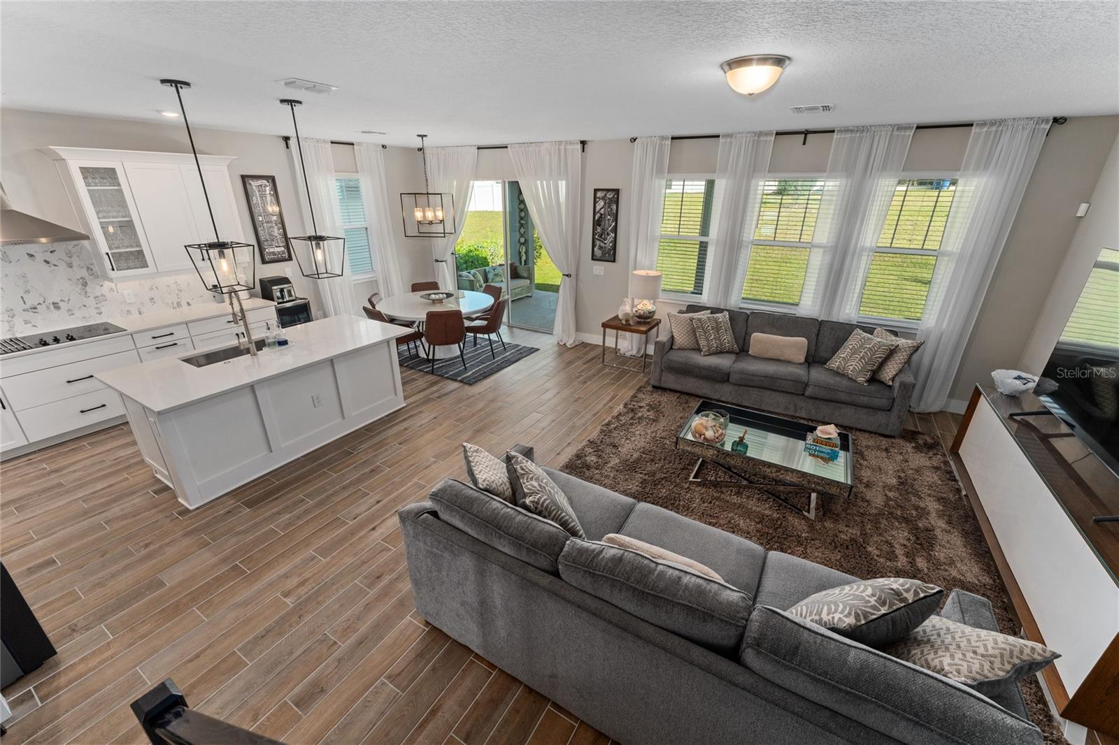 VILLAGES/MINNEOLA HILLS PH B - Residential