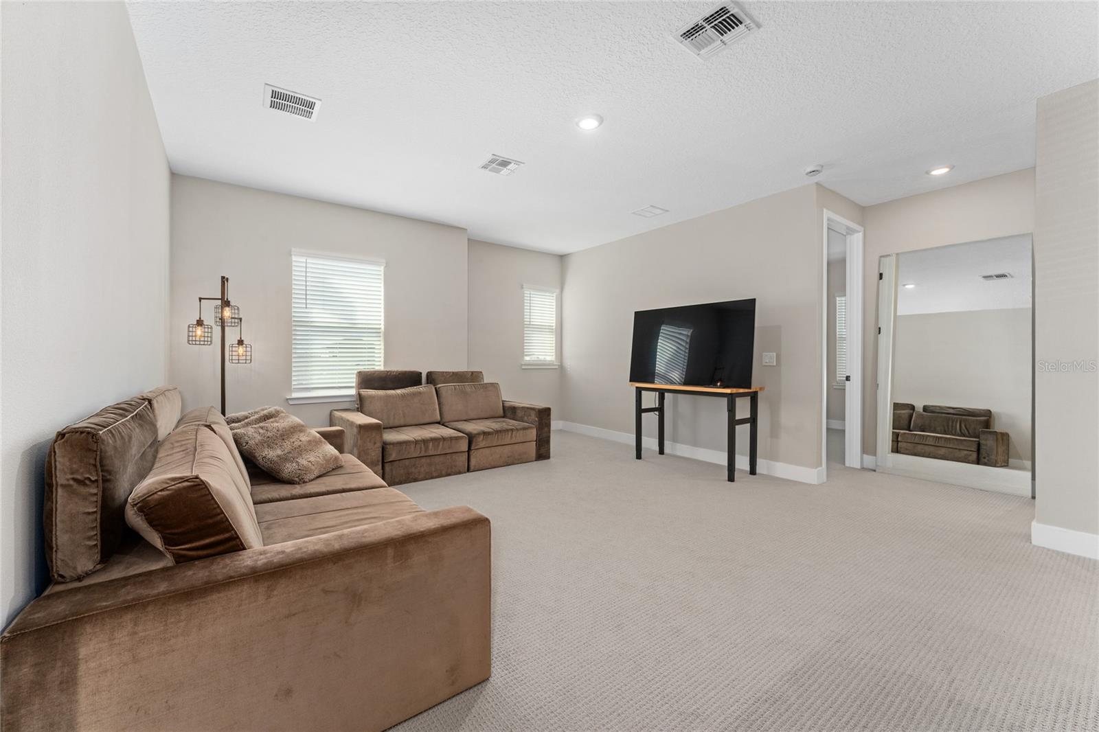 VILLAGES/MINNEOLA HILLS PH B - Residential