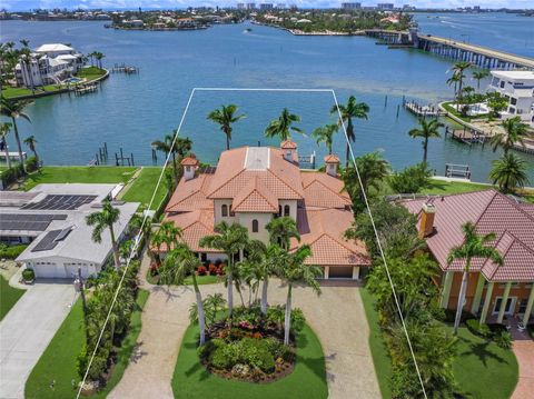 Photo of 3576 San Remo Terrace, Sarasota, FL 34239 (MLS # A4652012)
