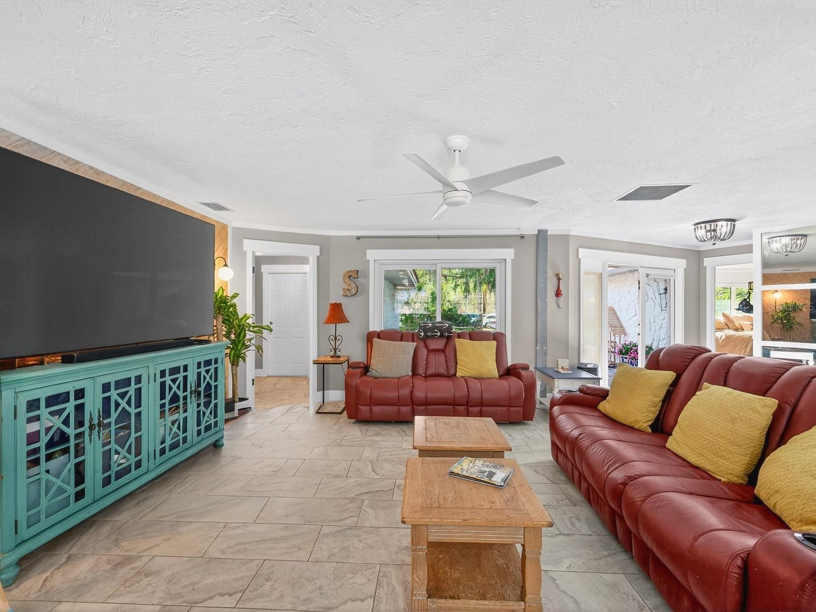 DUNNHILL ESTATES - Residential