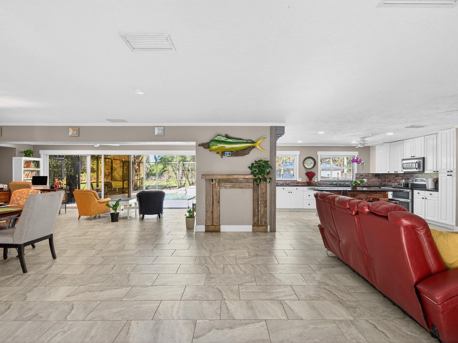 DUNNHILL ESTATES - Residential