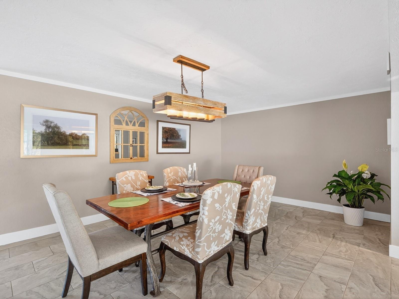 DUNNHILL ESTATES - Residential