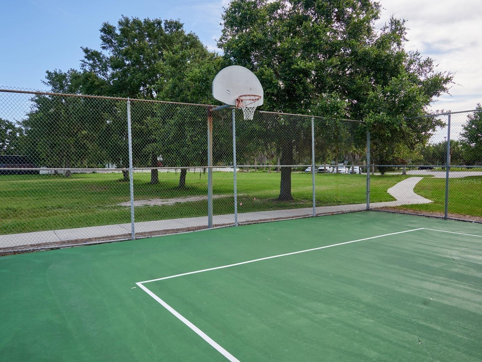 DUNNHILL ESTATES - Residential