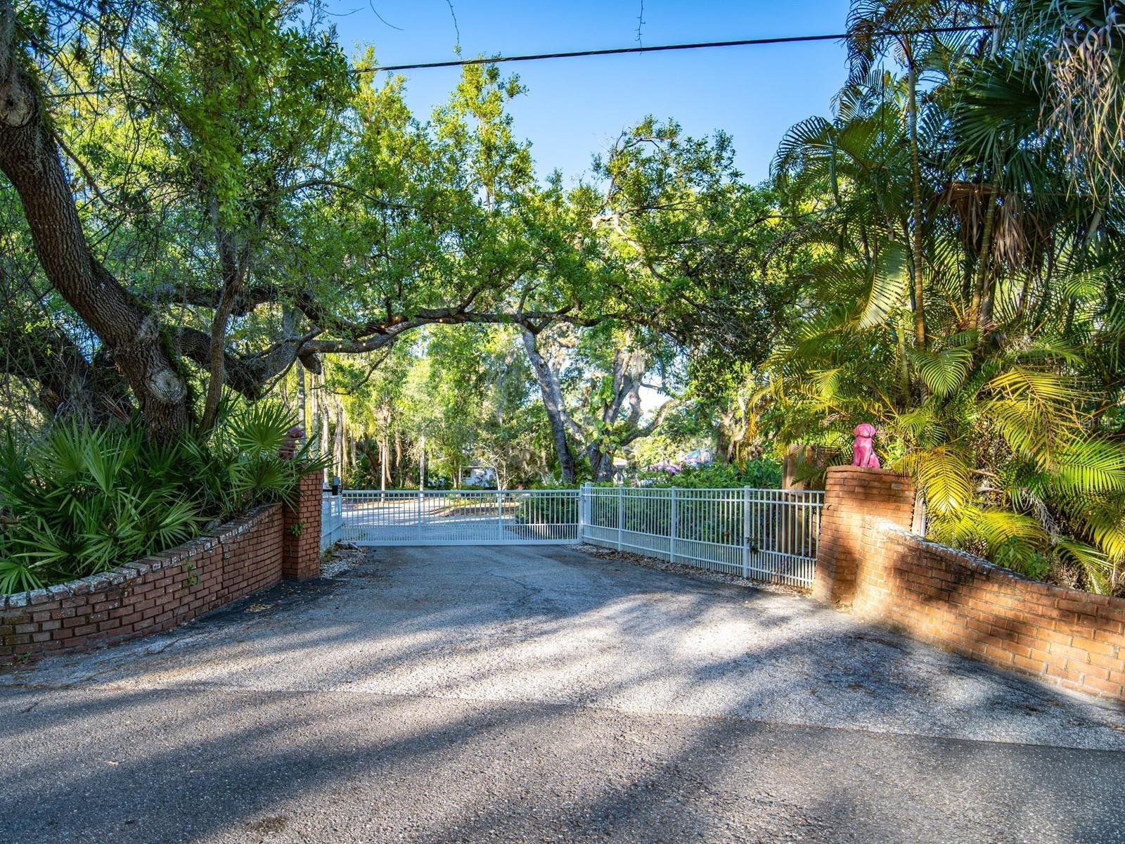 DUNNHILL ESTATES - Residential