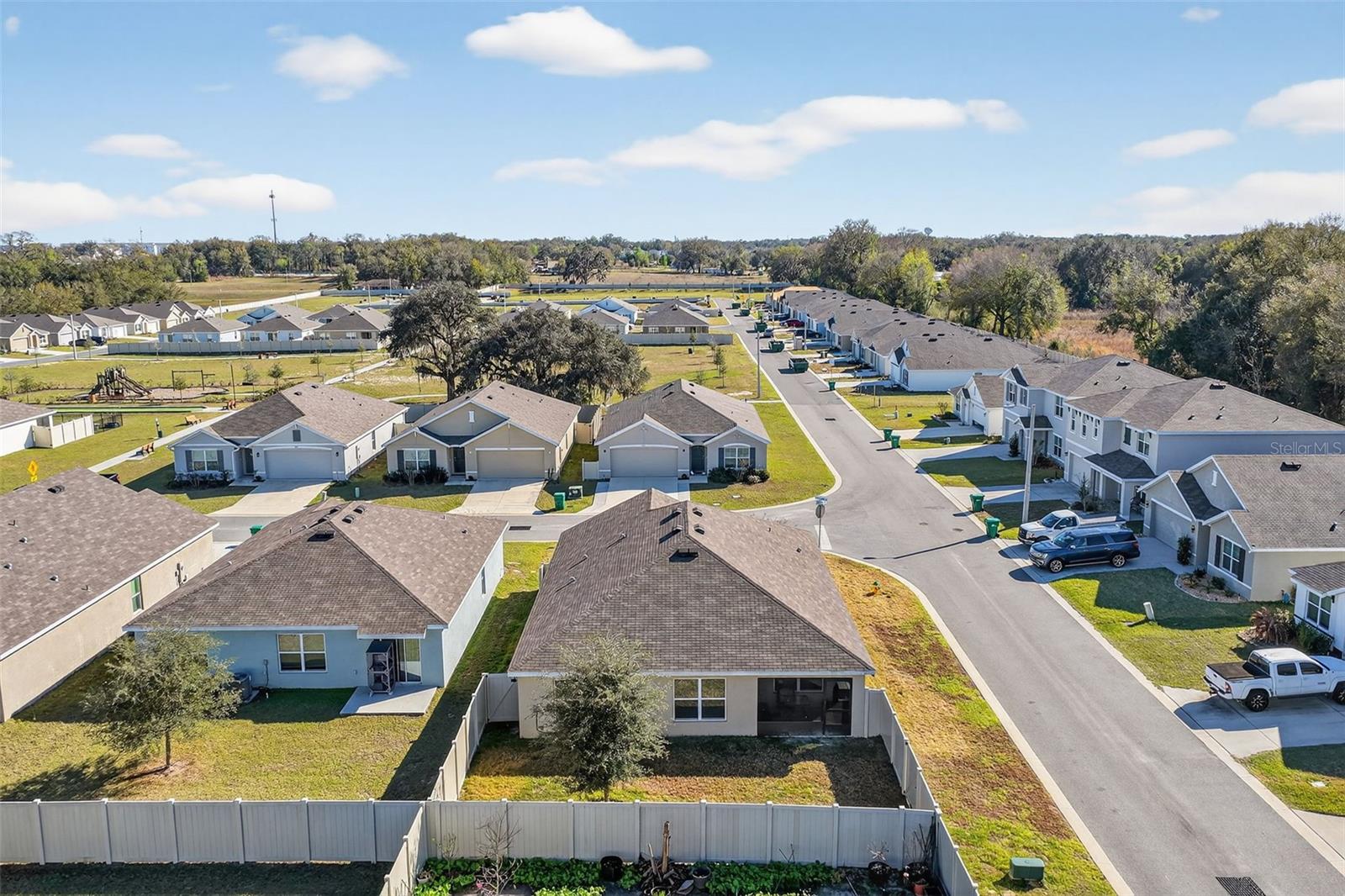 TRIUMPH SOUTH PH 1 - Residential