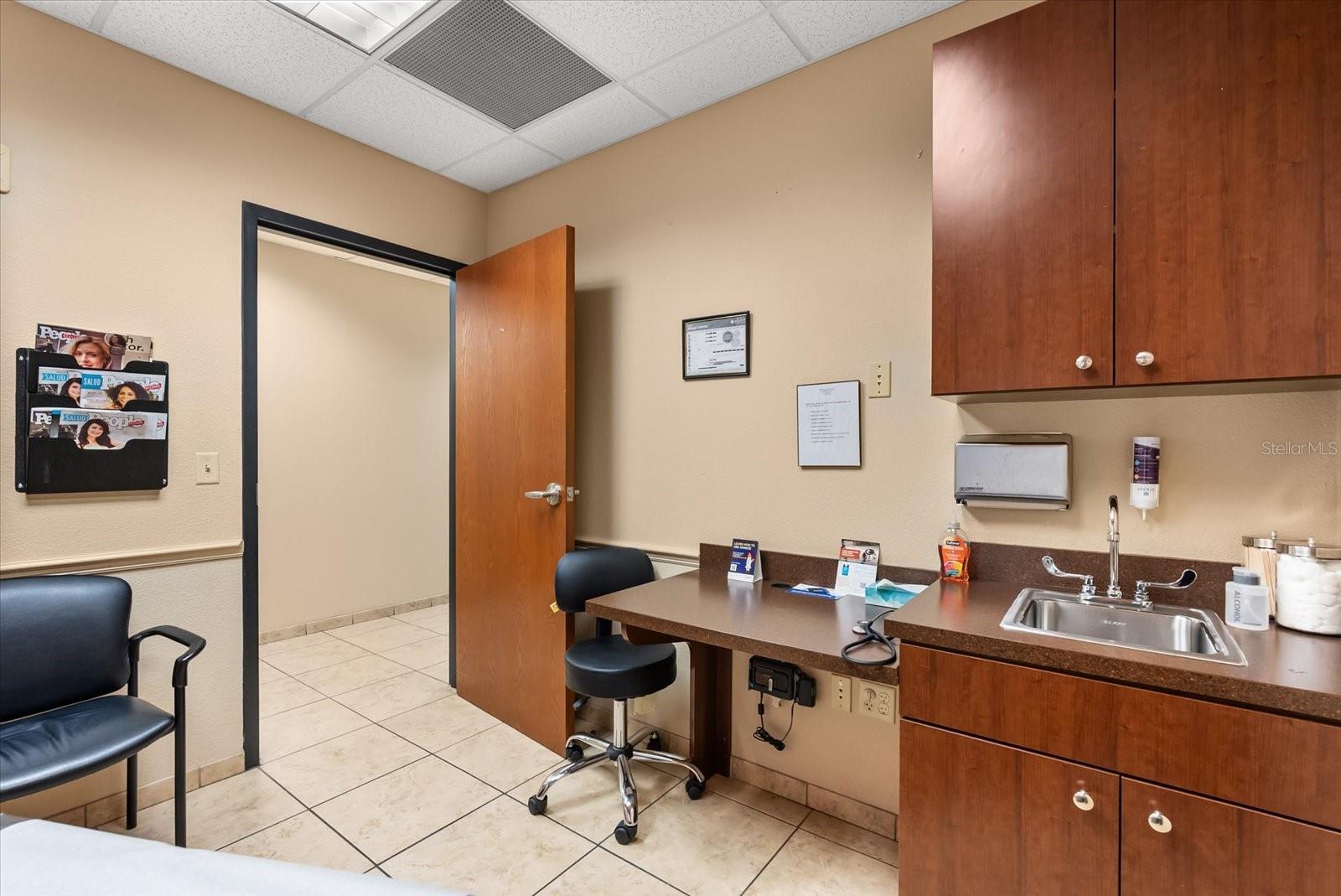 METROWEST PROFESSIONAL PLAZA CONDO - Commercial Sale