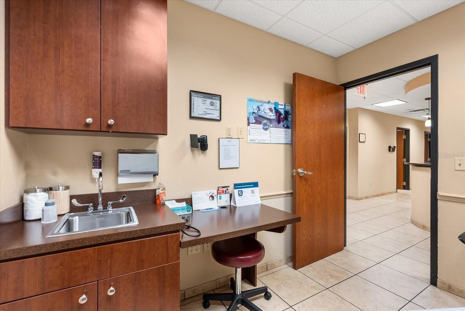 METROWEST PROFESSIONAL PLAZA CONDO - Commercial Sale