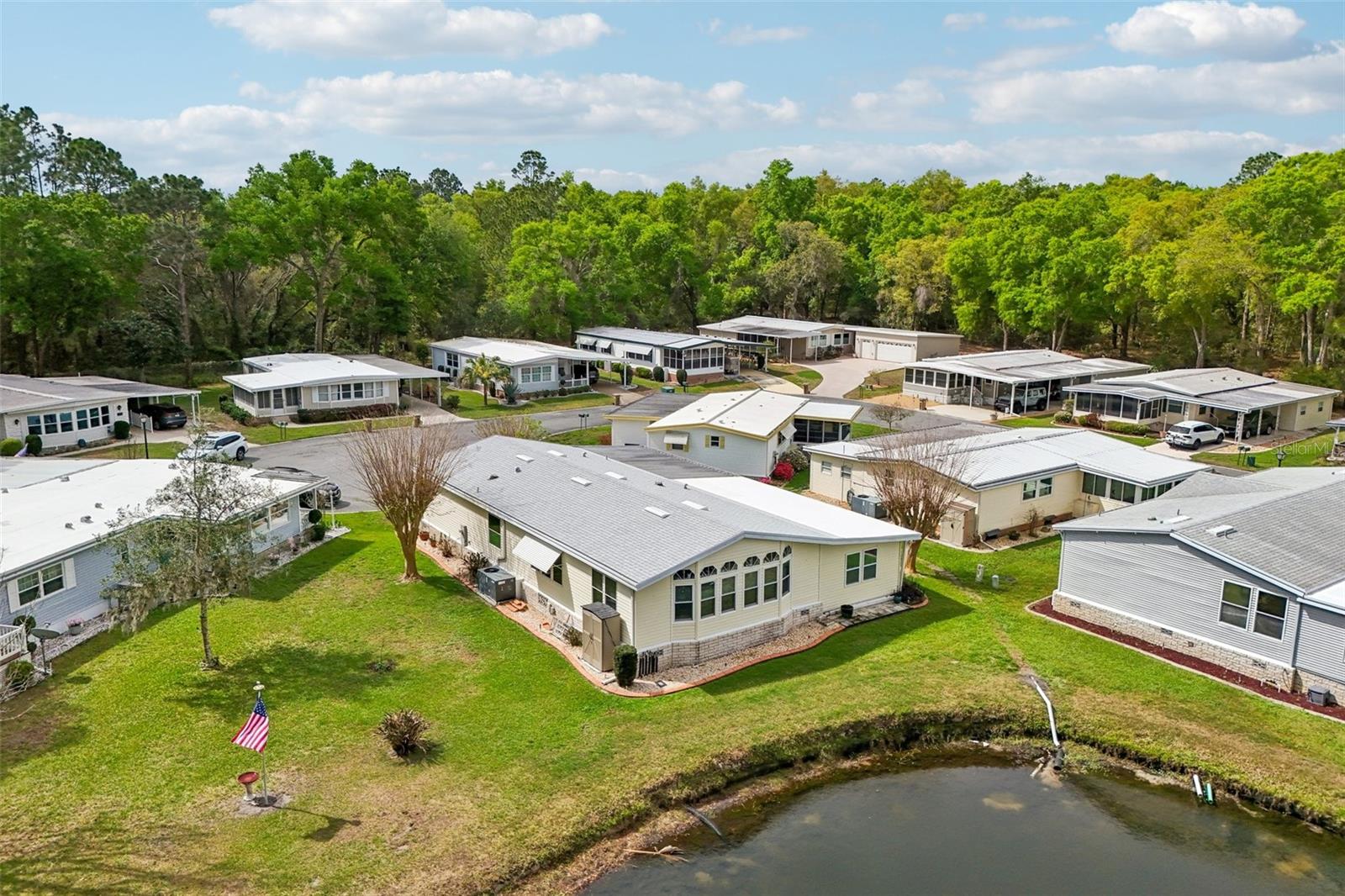 HAWTHORNE AT LEESBURG A COOP - Residential