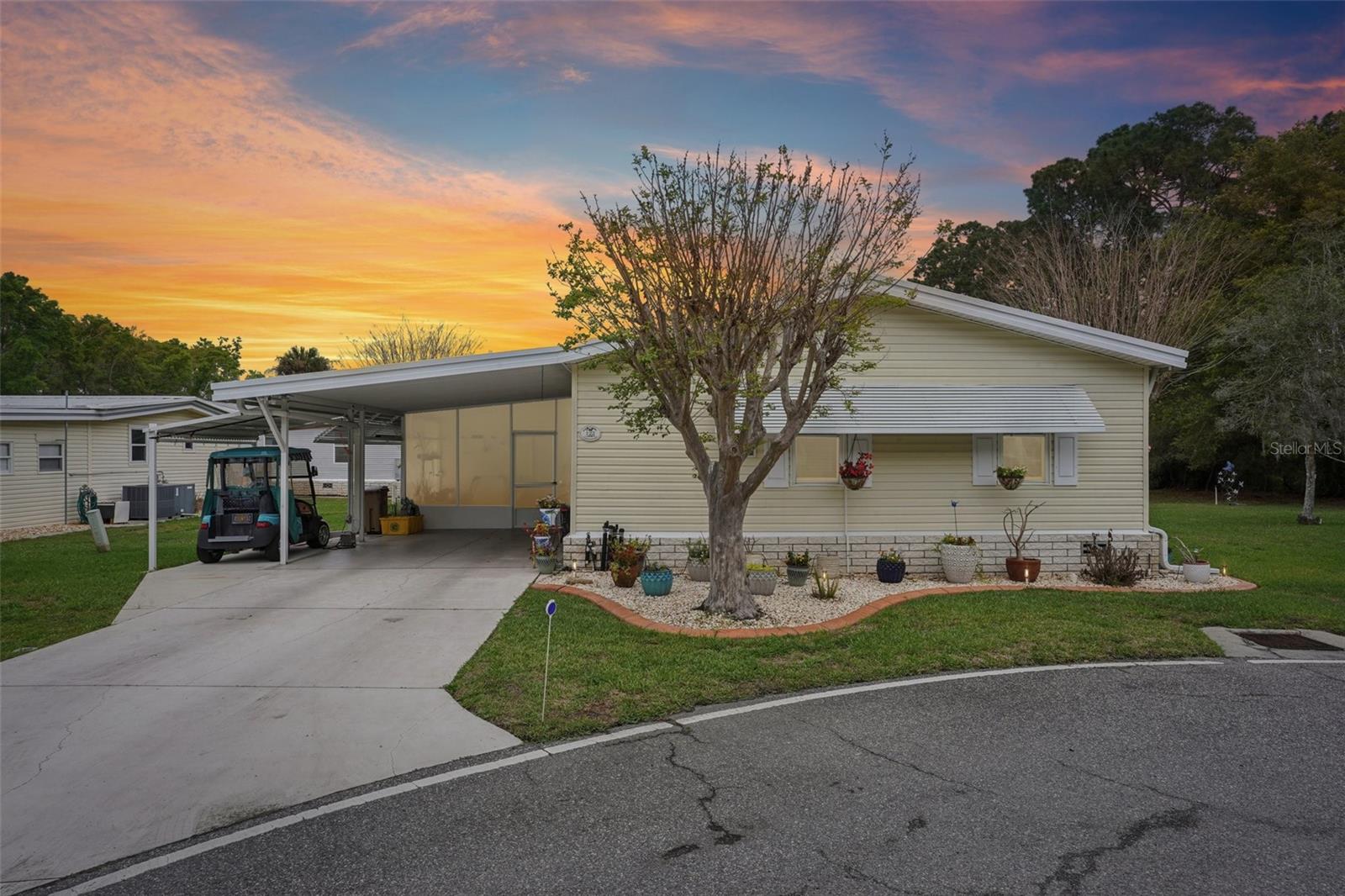 HAWTHORNE AT LEESBURG A COOP - Residential