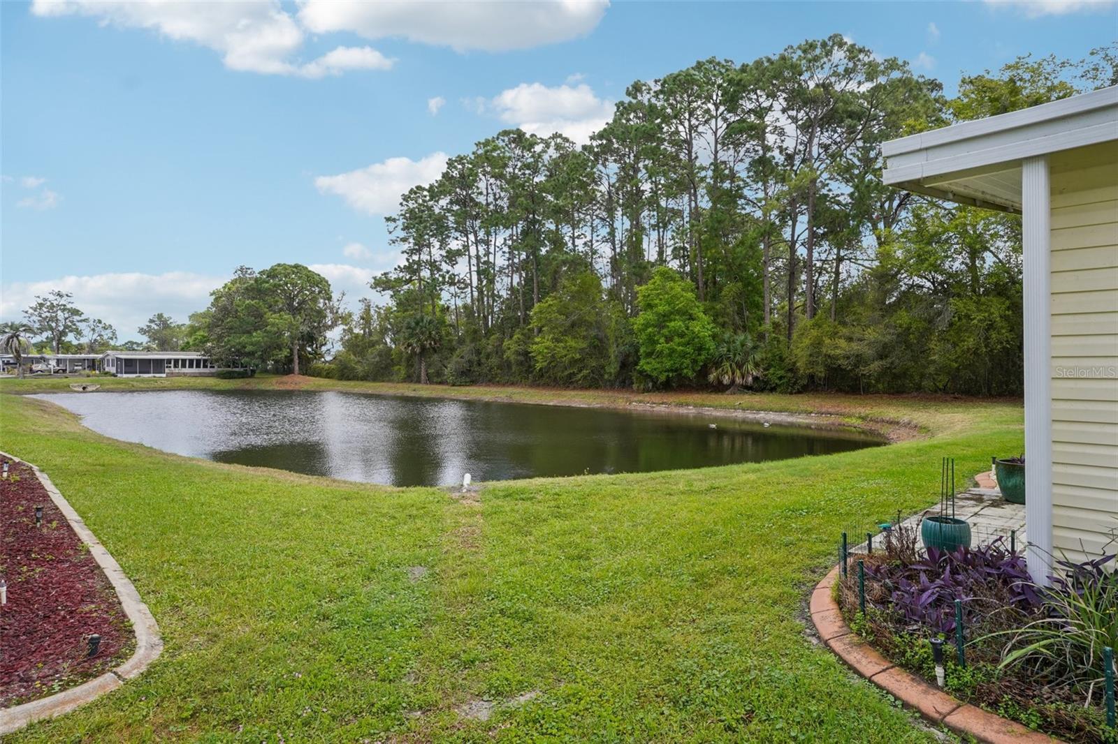 HAWTHORNE AT LEESBURG A COOP - Residential