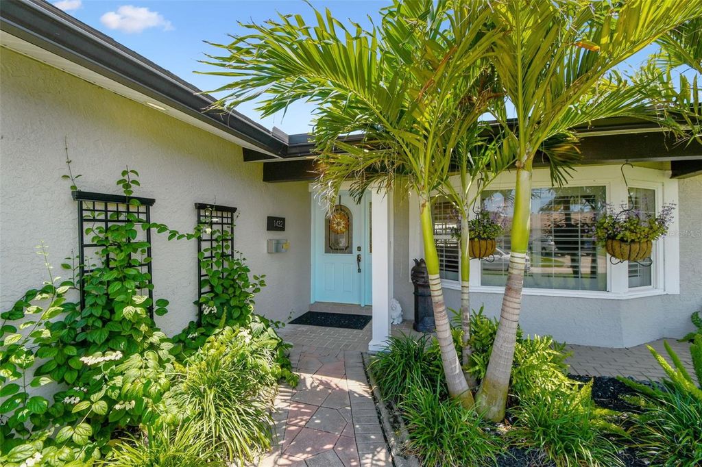 Photo of 1432 50th Avenue NE, St Petersburg, FL 33703 (MLS # TB8395985)