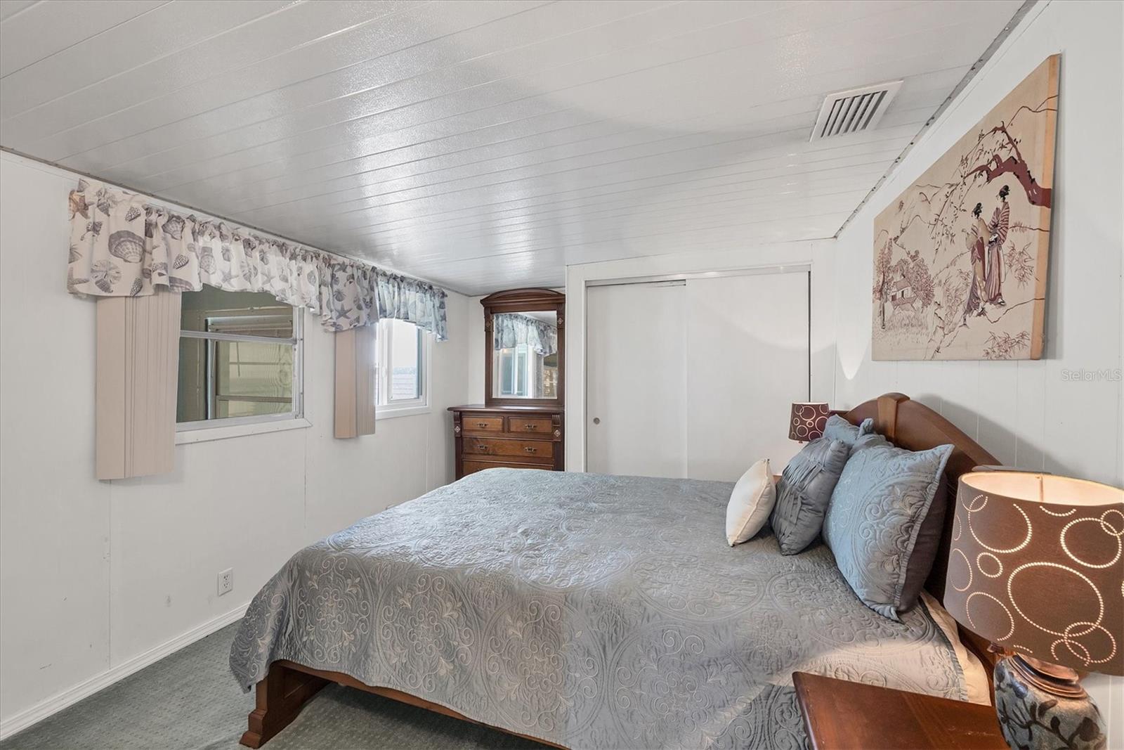 PARADISE BAY ESTATES CO-OP - Residential