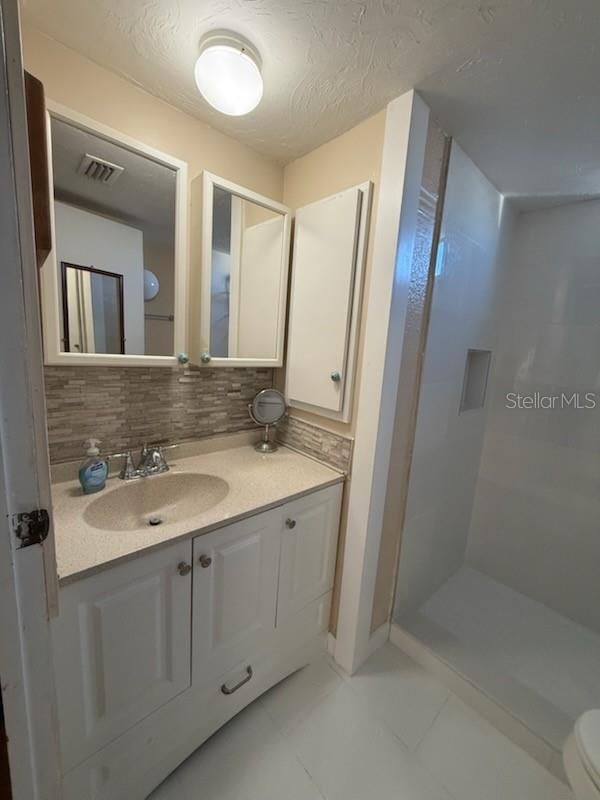 PARADISE BAY ESTATES CO-OP - Residential