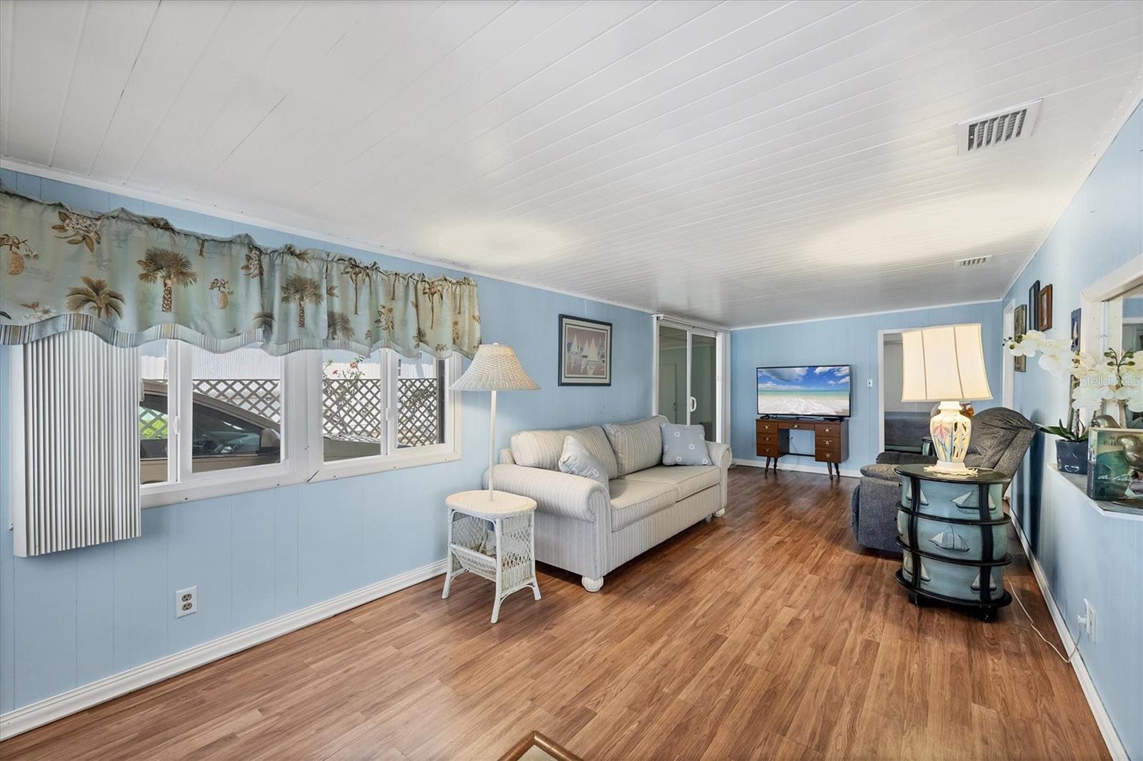 PARADISE BAY ESTATES CO-OP - Residential