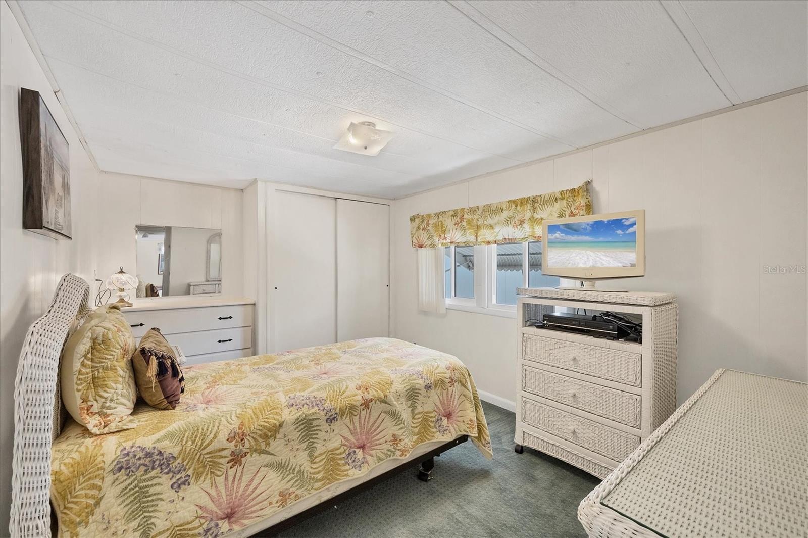 PARADISE BAY ESTATES CO-OP - Residential