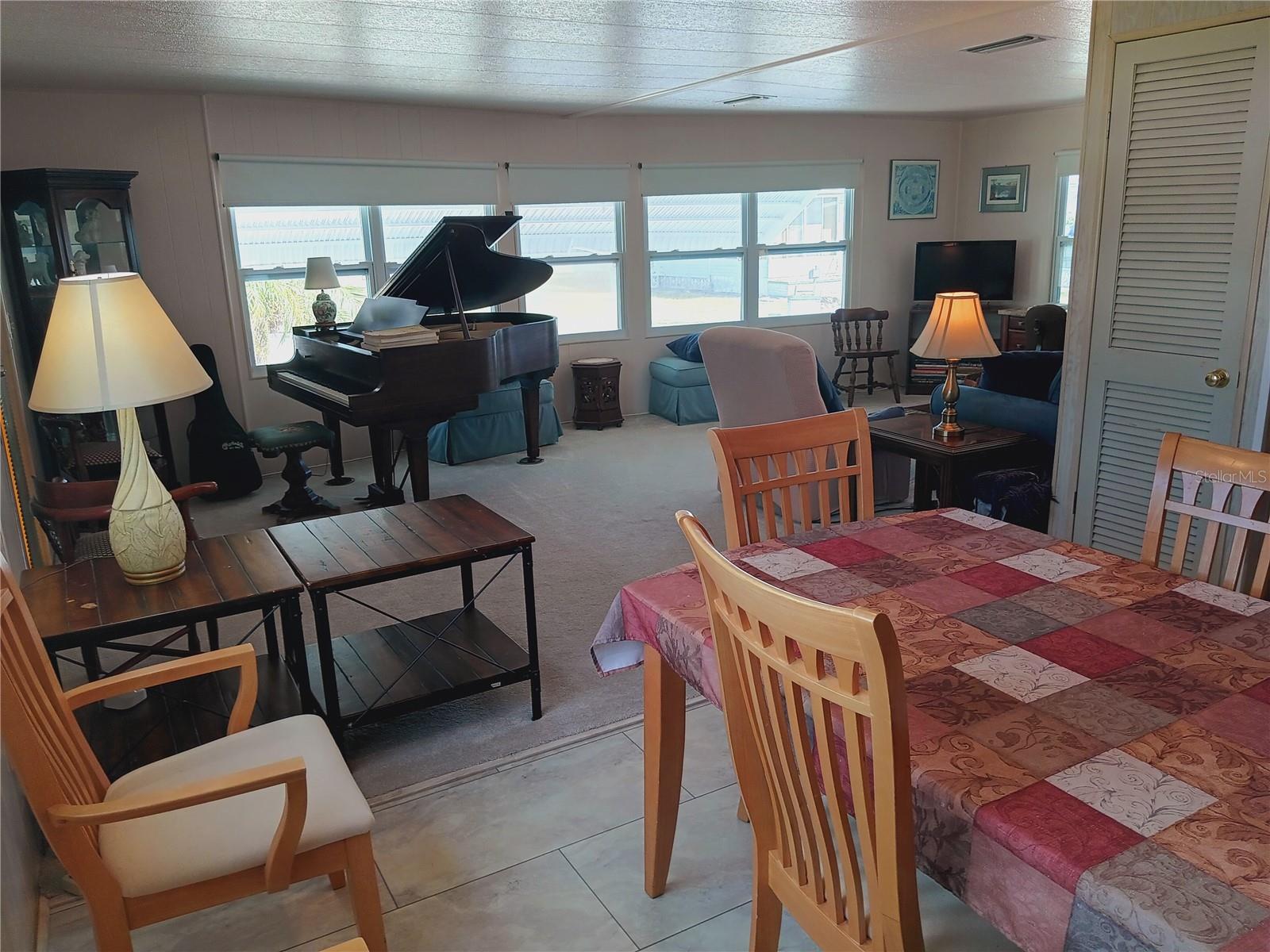 TRI-PAR ESTATES - Residential