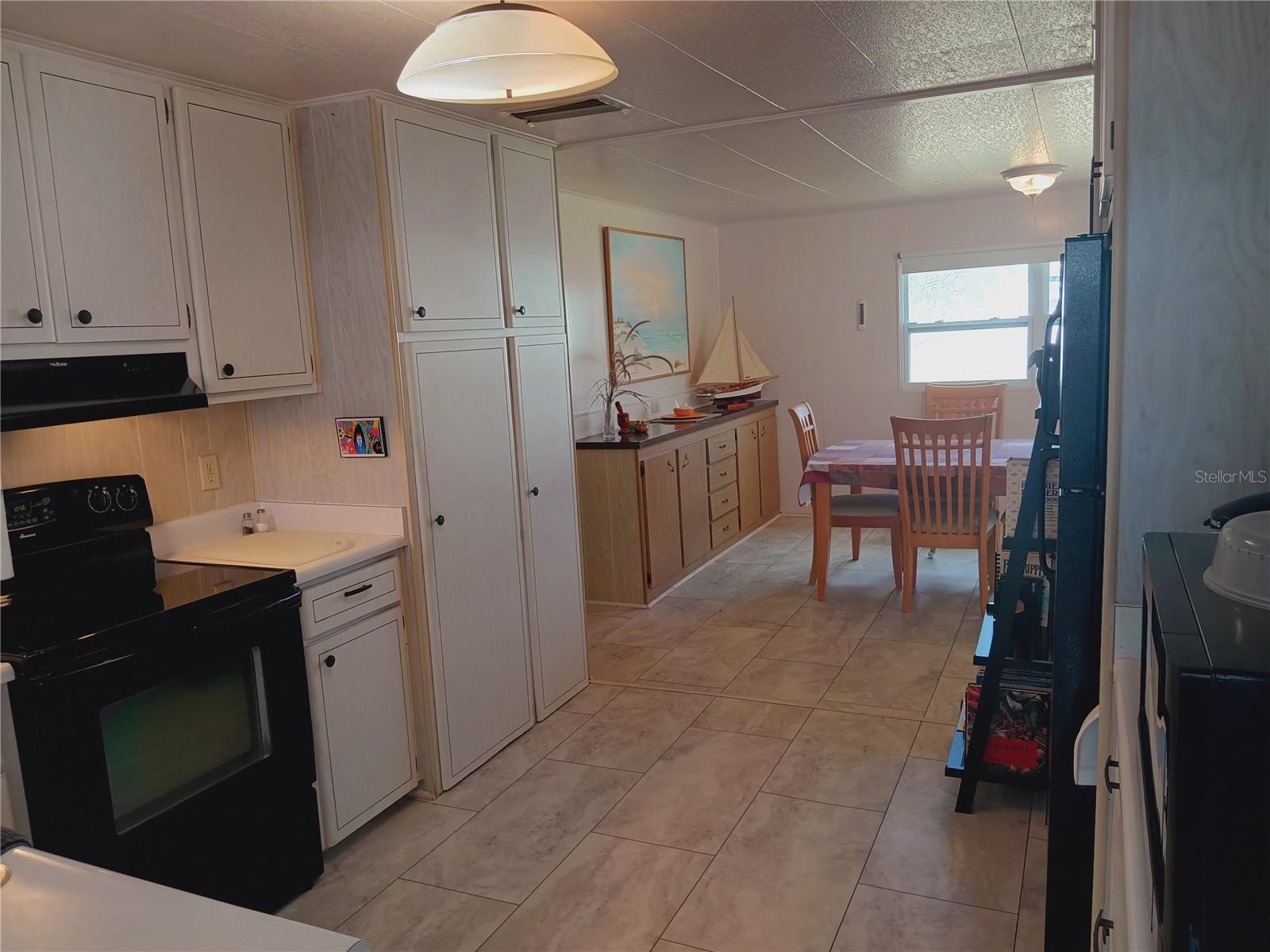 TRI-PAR ESTATES - Residential