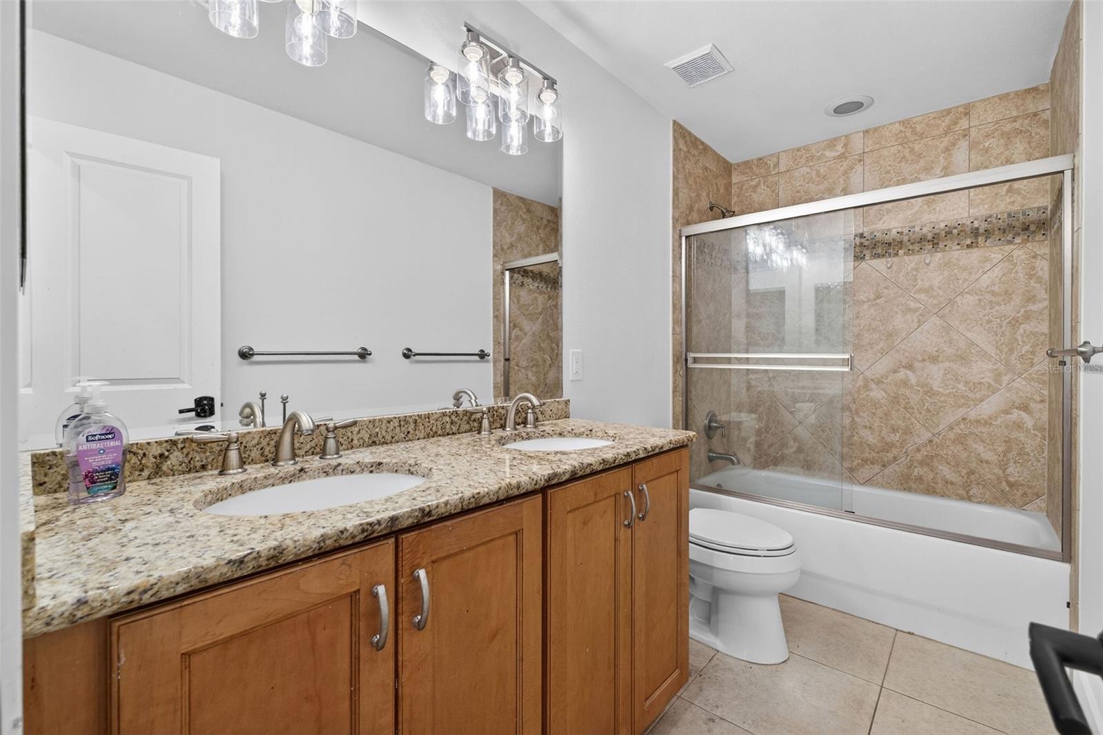 KENILWORTH SHORES SEC 04 - Residential
