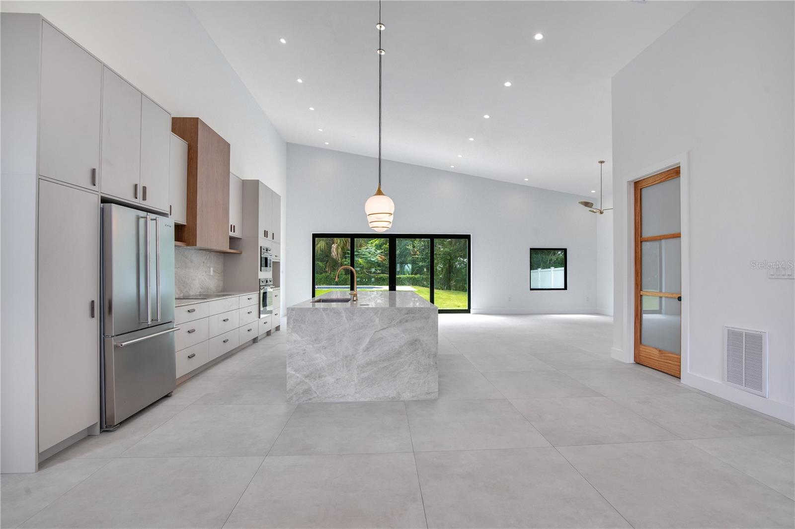 5236 LAKE HOWELL ROAD