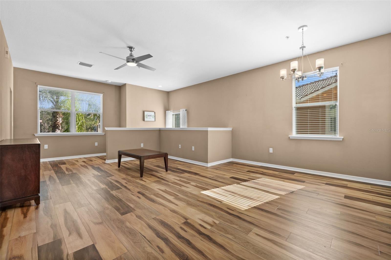 STONEHAVEN PH 4, 5, 6, 7 & 25 - Residential Lease