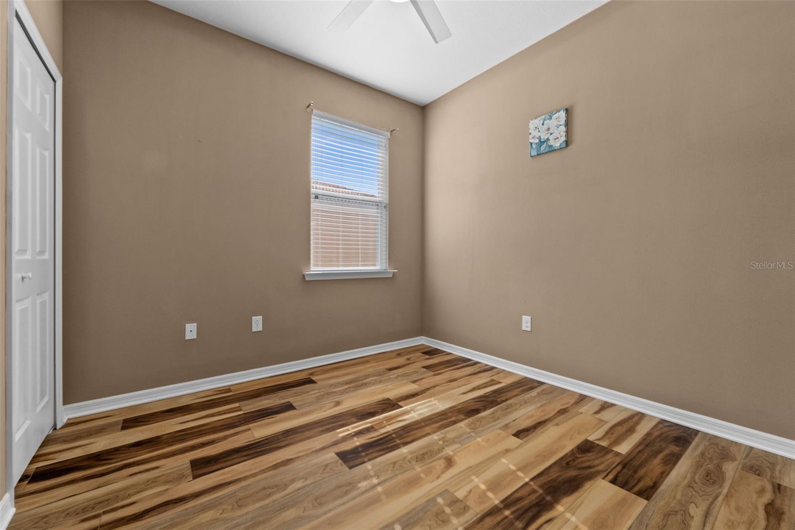 STONEHAVEN PH 4, 5, 6, 7 & 25 - Residential Lease