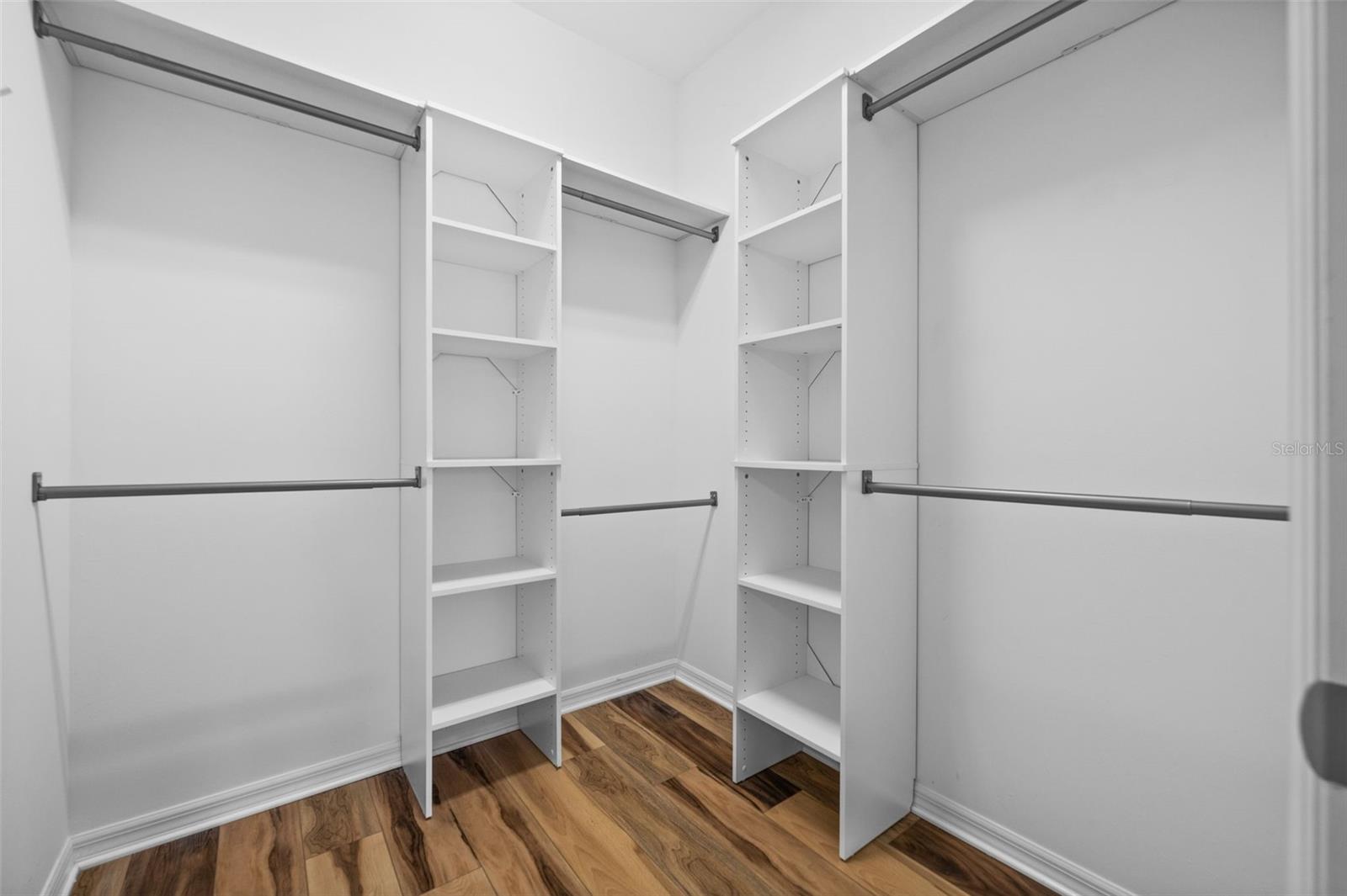 STONEHAVEN PH 4, 5, 6, 7 & 25 - Residential Lease