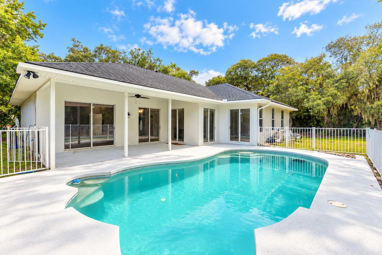 817 BAYRIDGE LANE LANE