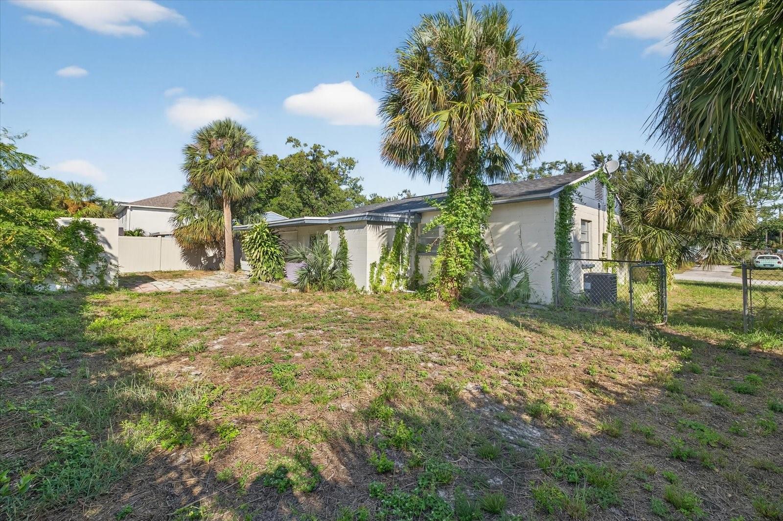 MEADOWLAWN - Residential Lease