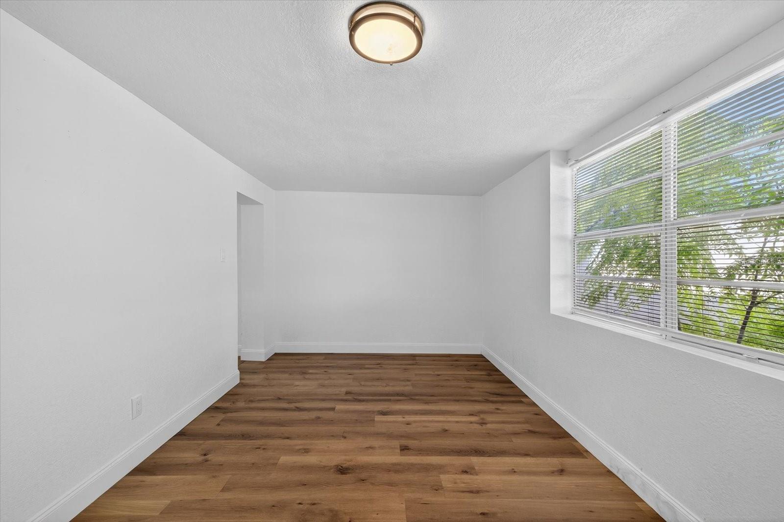 MEADOWLAWN - Residential Lease