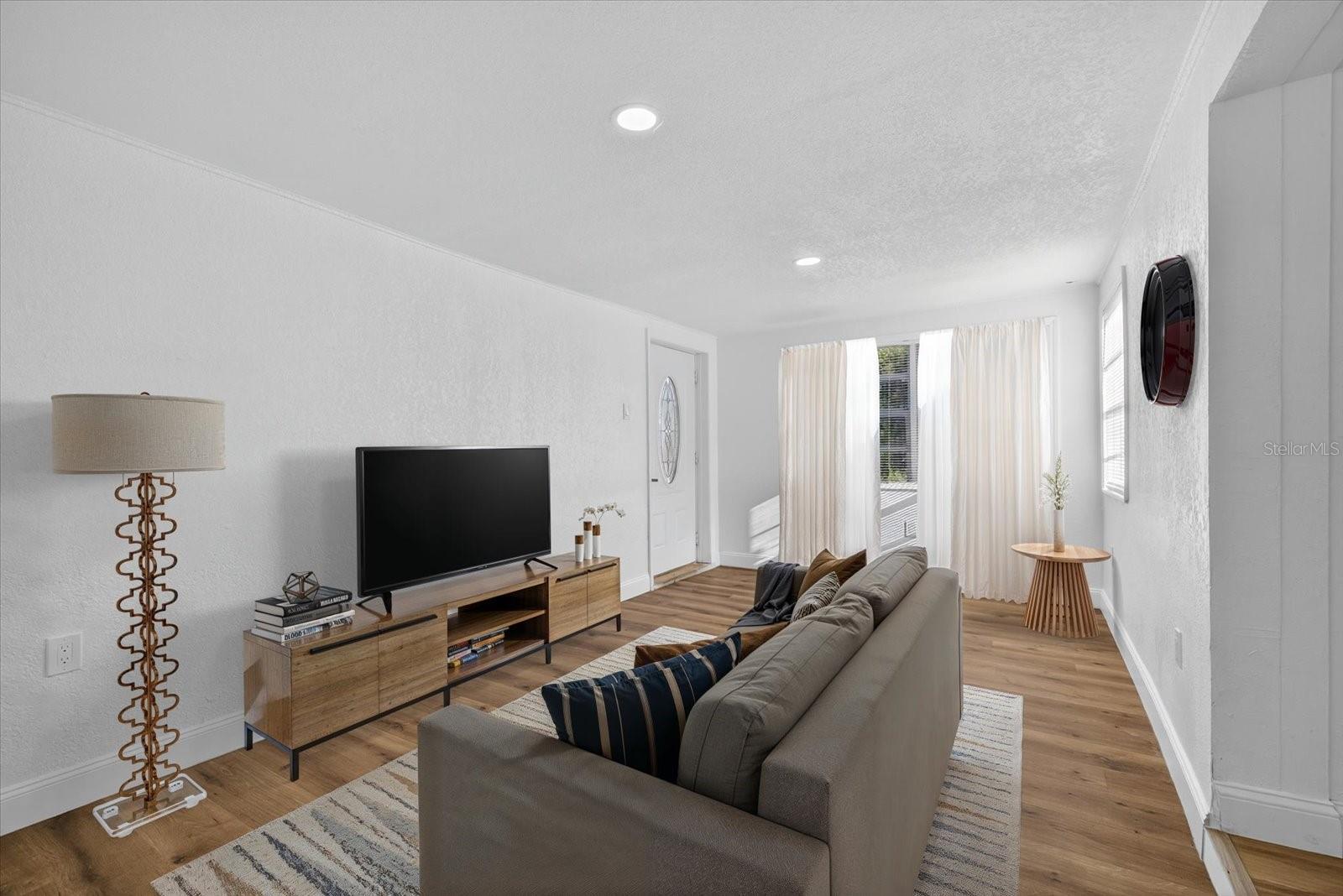 MEADOWLAWN - Residential Lease